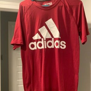 Adidas T-Shirt